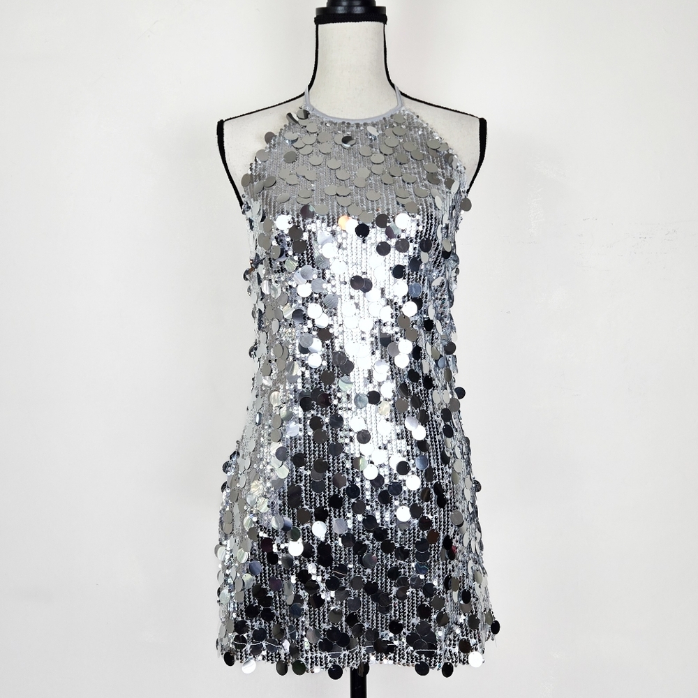 🦋LAST🦋 NWT Know One Cares Silver Sequin Halter Mini Dress, Size Medium